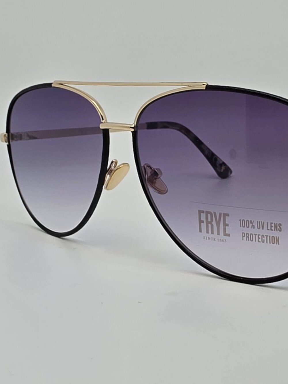 Frye 61202FRY Black Gold Frame Smoke Grey Gradient Lens Aviator Sunglasses 62mm